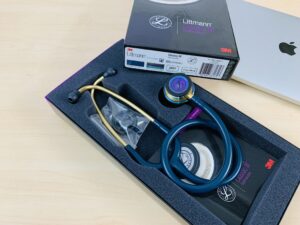 Ống nghe Littmann Classic III mã 5807 – phiên bản đặc biệt caribbean blue rainbow