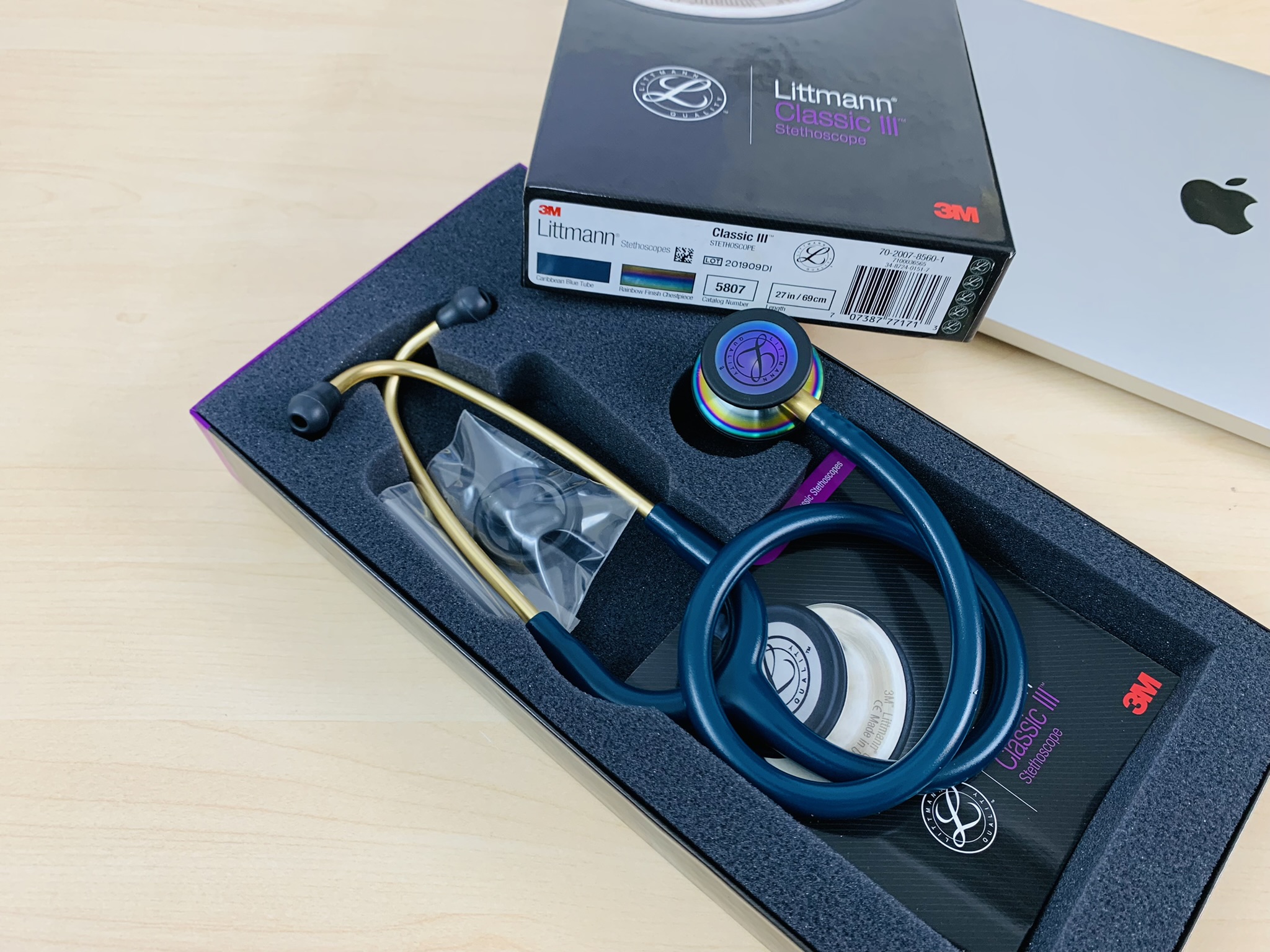 Đặc điểm nổi bật và công nghệ tiên tiến của Littmann Classic III 5807