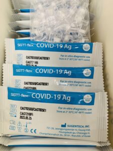 Test nhanh Sugentech SGTI Hàn Quốc đóng hộp 25 mẫu thử